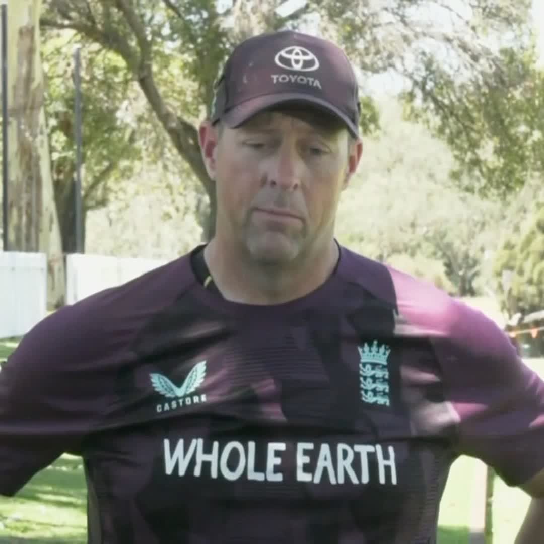 "I don't know if it'll be any different necessarily in terms of our mantra and how our thinking will be" 💭 Marcus Trescothick discusses Pat Cummins missing the opening Ashes Test ❌
