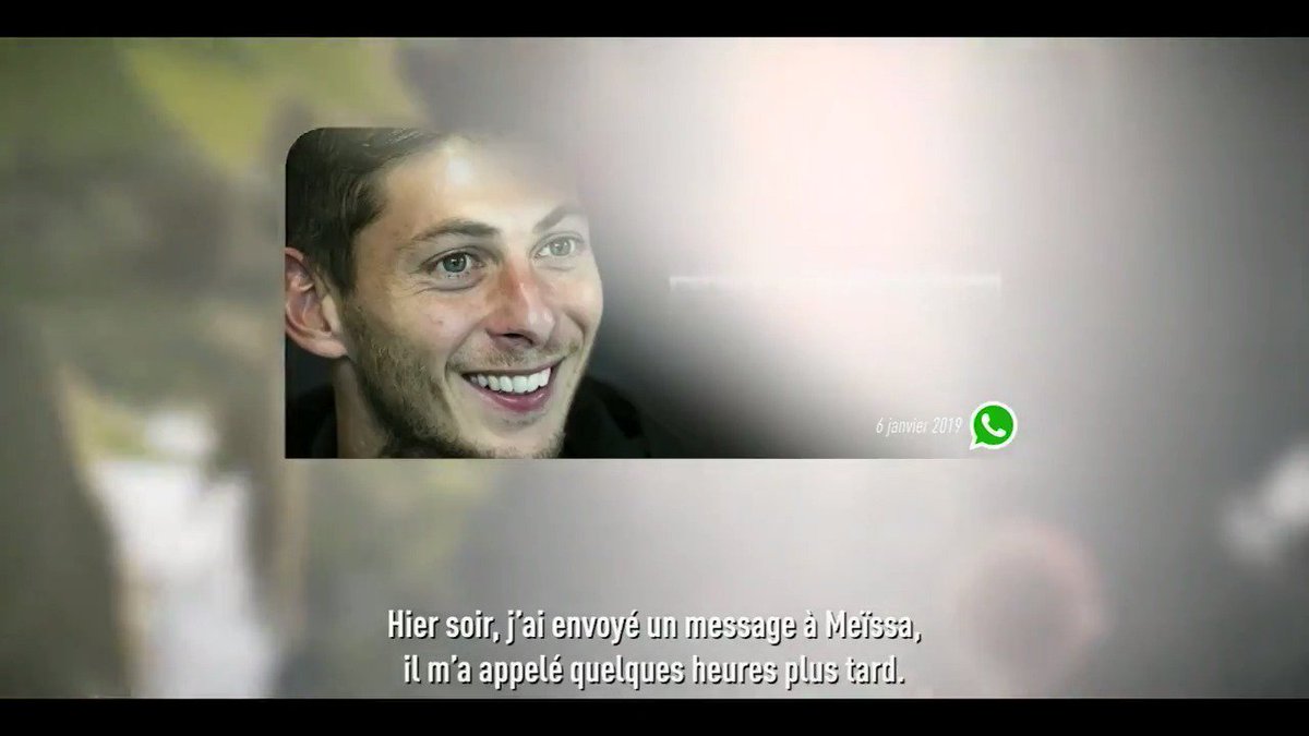 L’Equipe Enquête avait relayé un message vocal de Sala 🕊️ à son agent peu avant son décès où il exprime sa colère contre Kita : « Je ne veux pas parler avec Kita (...). C'est une personne qui me dégoûte, (...) Lui, il ne s'intéresse qu'à l'argent ».