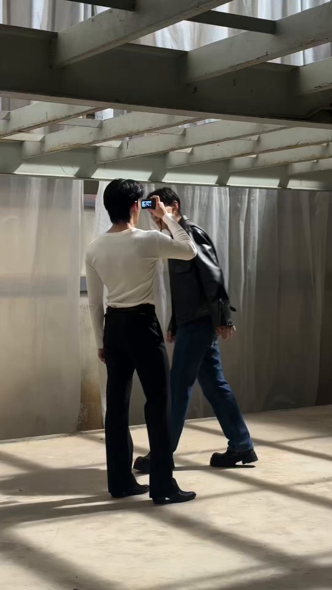 เจ็บ … (กี่โมง) ไม่จำ … (กี่โมง) ขอขยี้ตาดู อีกสักล้านรอบ 😌👀 DAOU LOOP MV #DAOUเจ็บไม่จำ_MV