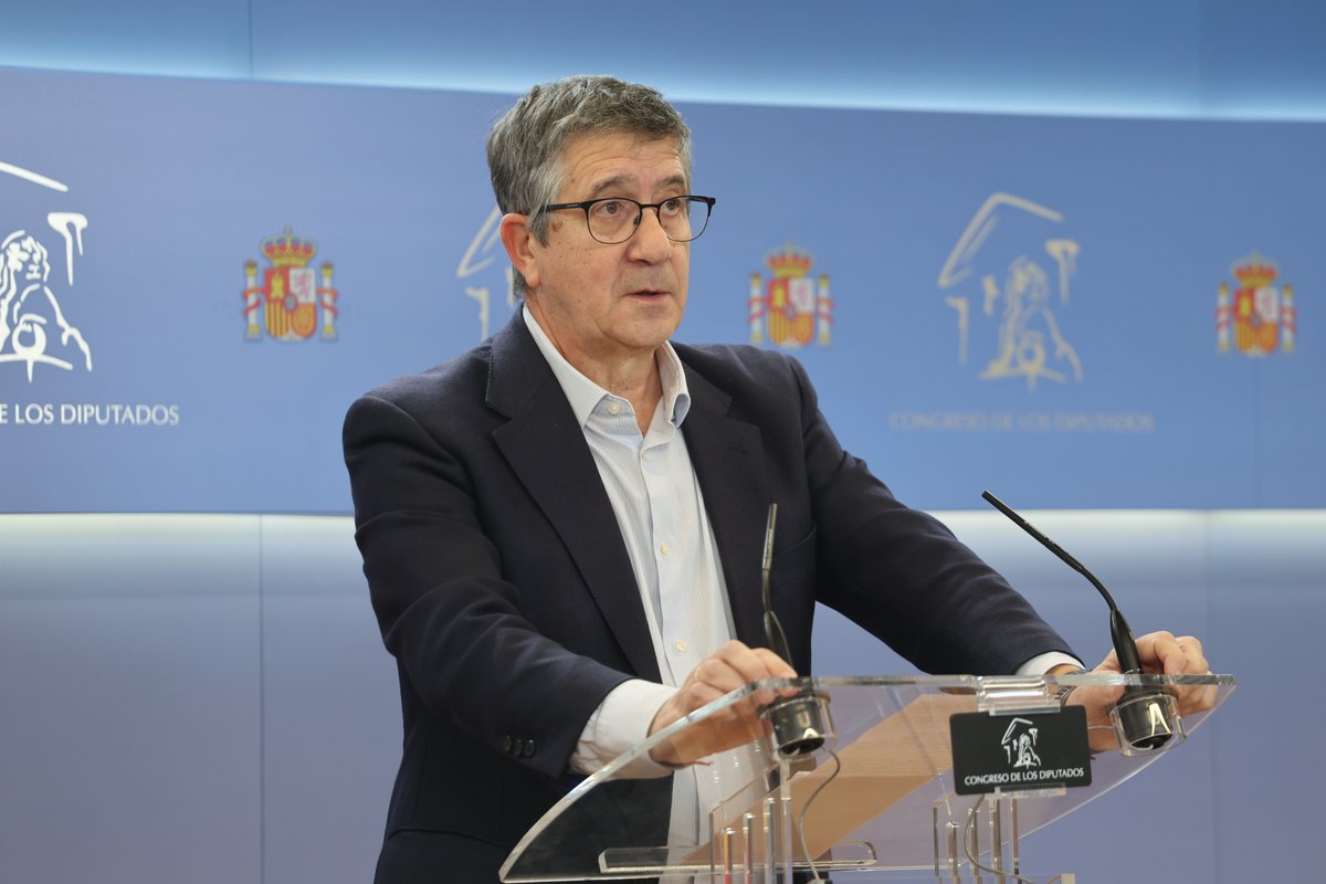 Quien mejor lidera la ultraderecha es Alberto Núñez Feijóo con su machismo, su xenofobia y su negacionismo climático. Está hundiendo al Partido Popular, y lo sabe. El problema es que nadie de esa casa está haciendo nada para impedirlo.