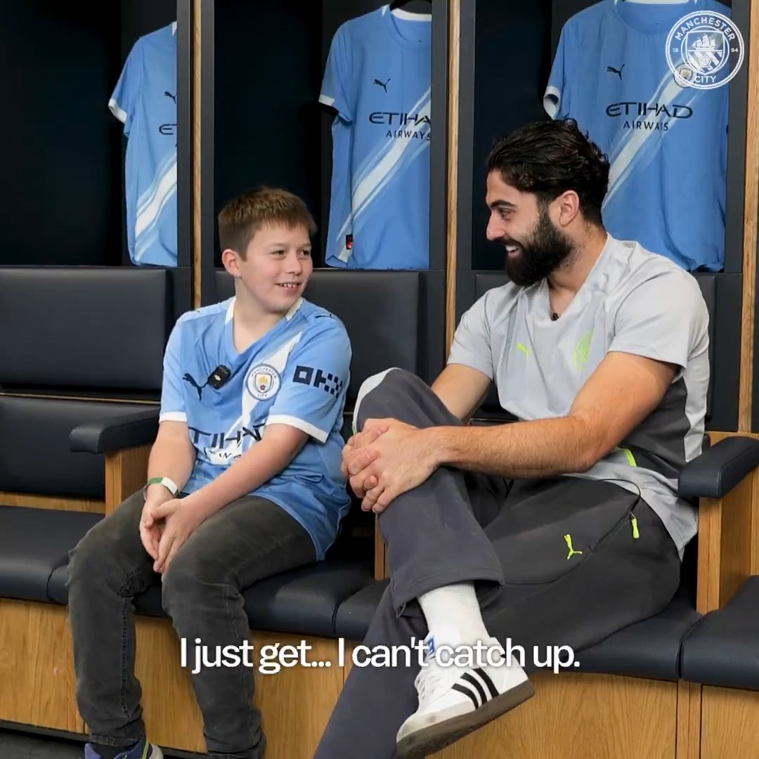 When Josko met Thomas 🥹 A wholesome moment that this City fan will never, ever forget! 🩵 Together, we can use our #PowerForGood to end bullying, for good 🤝 #AntiBullyingWeek