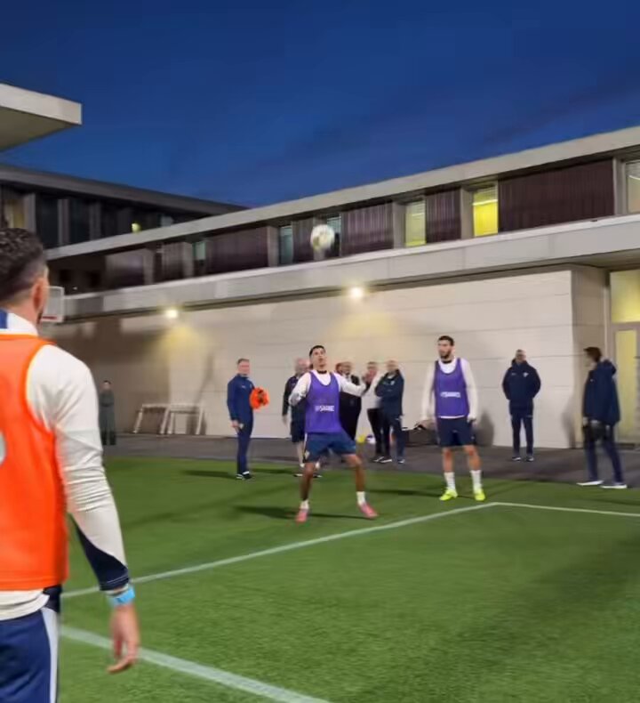 🎥— كانسيلو ونيفيز خلال تدريبات منتخب البرتغال 🇵🇹💙