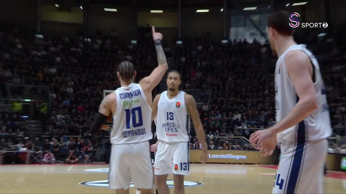 🌪️Loyd, topu kapıp basketi buluyor!