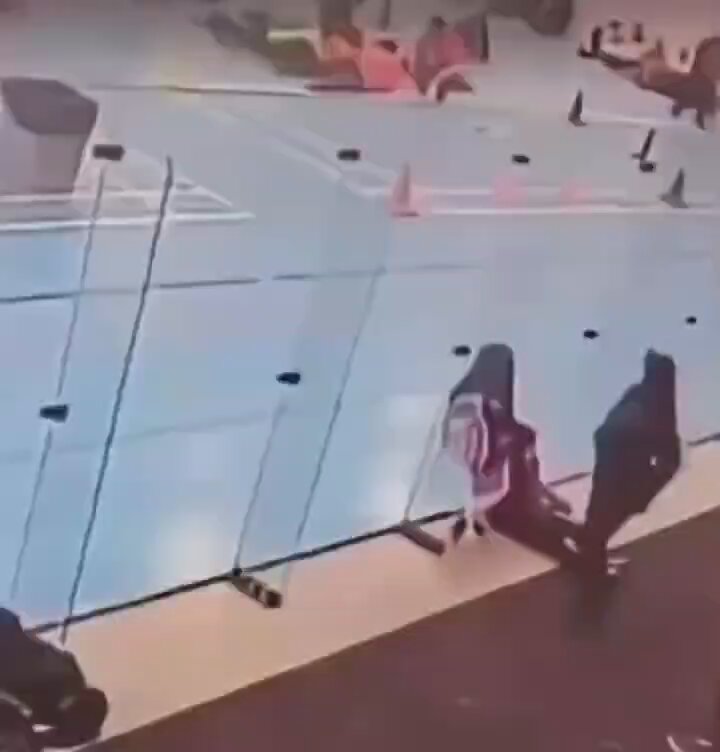 She used 3 free trials 🤣😂