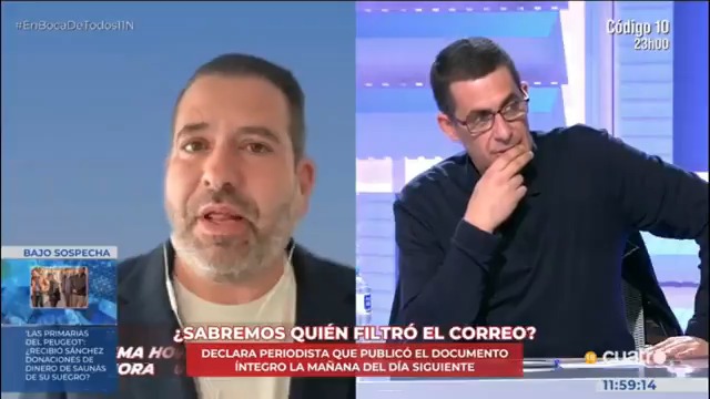 Trifulca entre Chema Garrido (El Plural) y Antonio Naranjo (TeleMadrid): AN: "No somos lo mismo, Chema no es periodista y yo sí". CG: "Llevas razón no somos lo mismo, yo ni me visto de payaso ni me paga Ayuso". AN: " A mi no me paga Ayuso ni me visto de payaso".