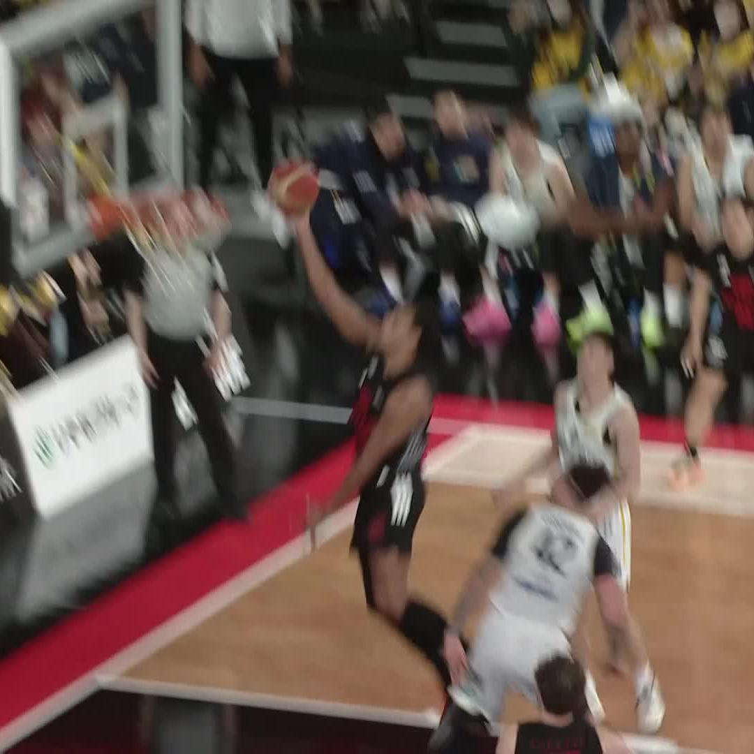 残り4.1秒で決める！！ サイズのレイアップで前に出る🔥 sebastian saiz #アルバルク東京 #GRITUP