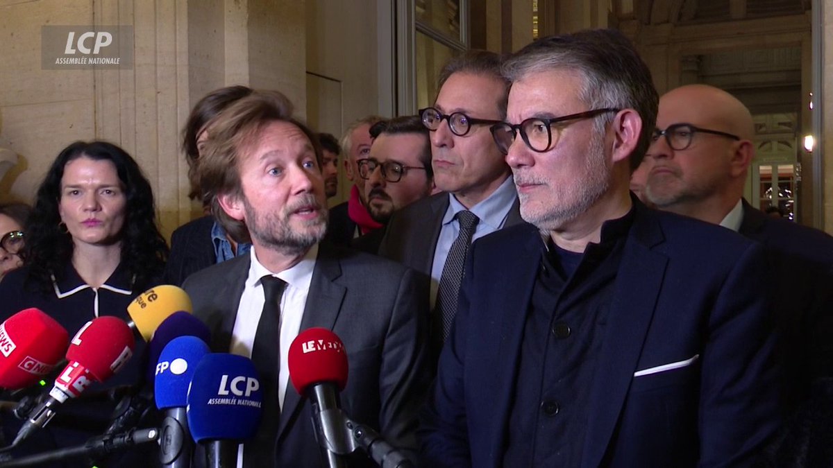 Suspension de la réforme des retraites : "Ce sont 3,5 millions de Français qui bénéficieront d'une réduction de l'âge légal de départ à la retraite", se félicite Boris VALLAUD. "C'est une étape importante, dont nous sommes aujourd'hui fiers". #DirectAN #PLFSS2026