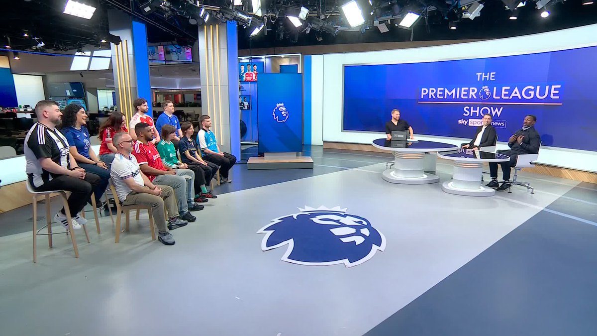"We've got our social media clips!" 🤣 Jimmy Floyd Hasselbaink reveals if he would want Arsenal to win the Premier League this season. Fanalysis