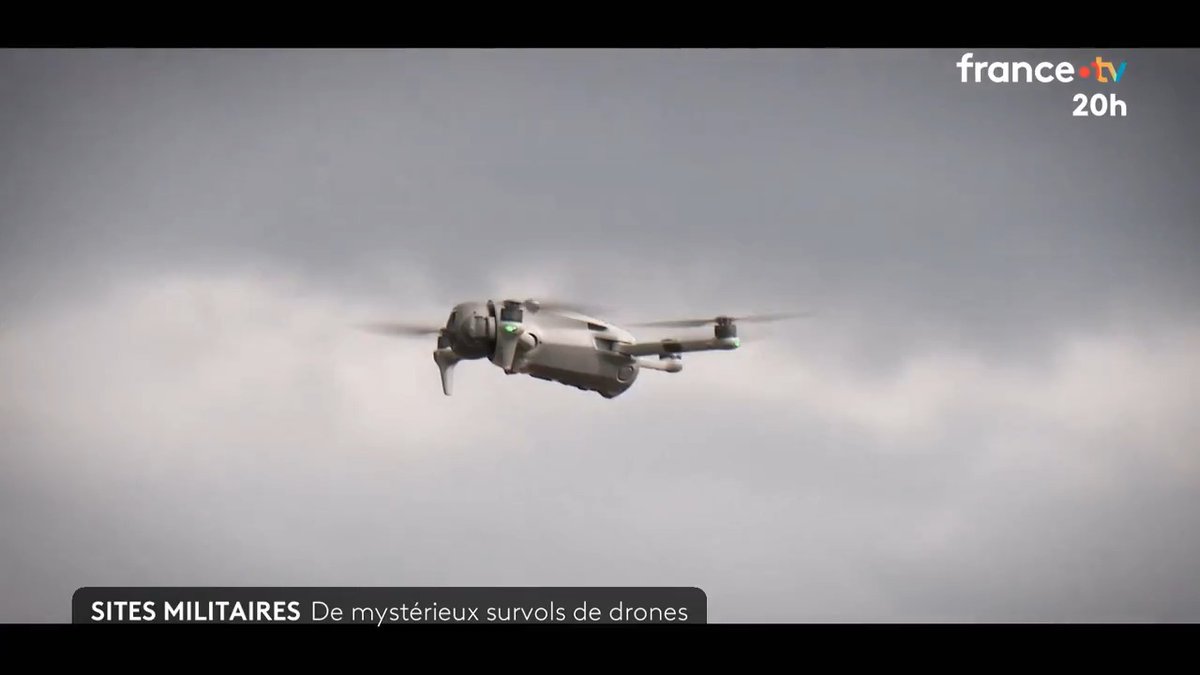 🇫🇷⚡️ De mystérieux survols de drones au-dessus de sites militaires français : un convoi de chars Leclerc a été survolé la nuit dernière à Mulhouse. #JT20h