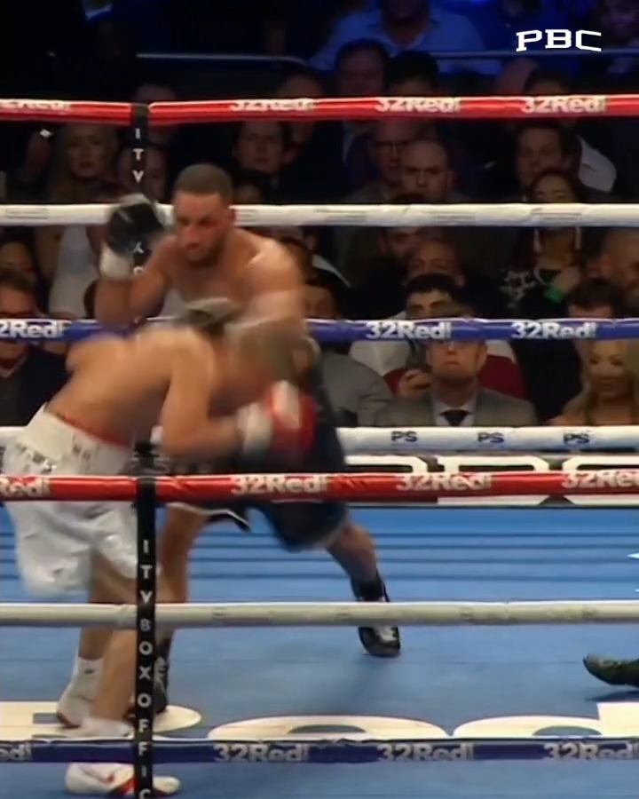 Chris Eubank Jr body slammed James DeGale during their fight 😳 The Ring: Unfinished Business | Exclusively on DAZN | Nov 15th 🥊