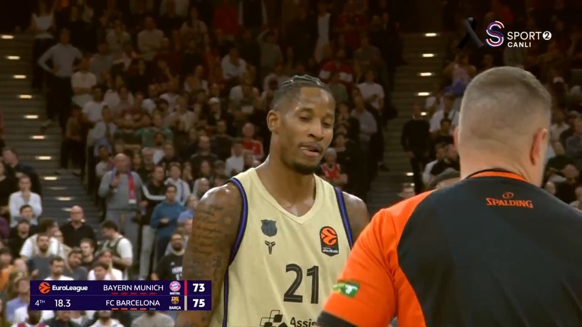 🏀Bayern Münih, Barcelona maçında inanılmaz bir hata yaptı! 📺EFSANE11 koduyla S Sport Plus üyelik ayda sadece 111TL! Efsane fırsatı kaçırma! ➡ S Sport Plus #İşBirliği