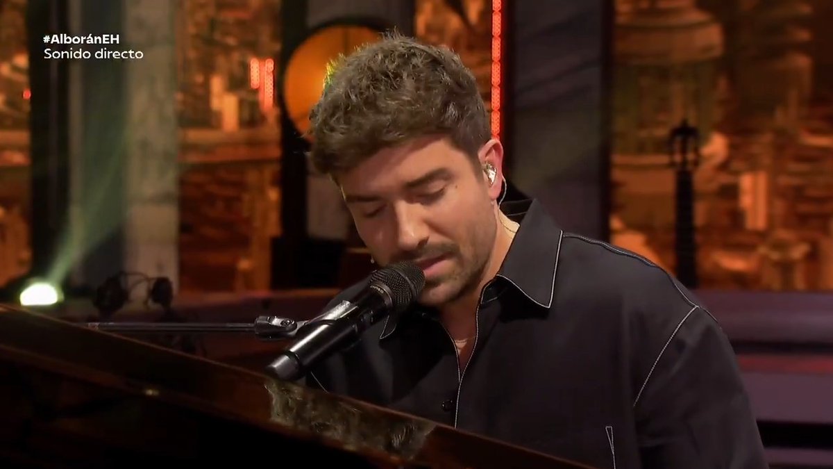 .Pablo Alborán canta en directo su nueva canción, ‘Mis 36’ #AlboránEH