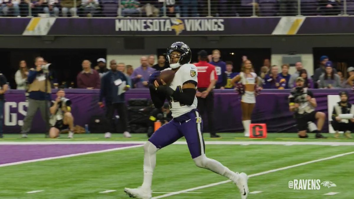 One hand. All skill. 🤚 marlonhumphrey.eth Wired is out now!!