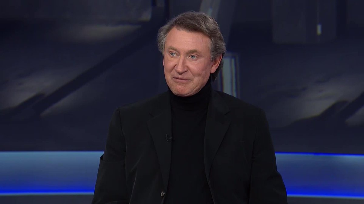 Wayne Gretzky tells the time Rocket Richard got suspended for the last 5 games of the season and lost out on the Hart trophy by ONE POINT..So naturally the people of Montreal tried to burn down the Forum 😂