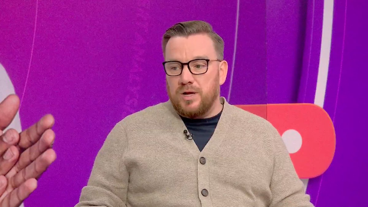 🗣️ ''The way he plays under Pep (Guardiola), I think he's perfect to play there'' O'Hara believes Nico O'Reilly should be England's first choice left-back...