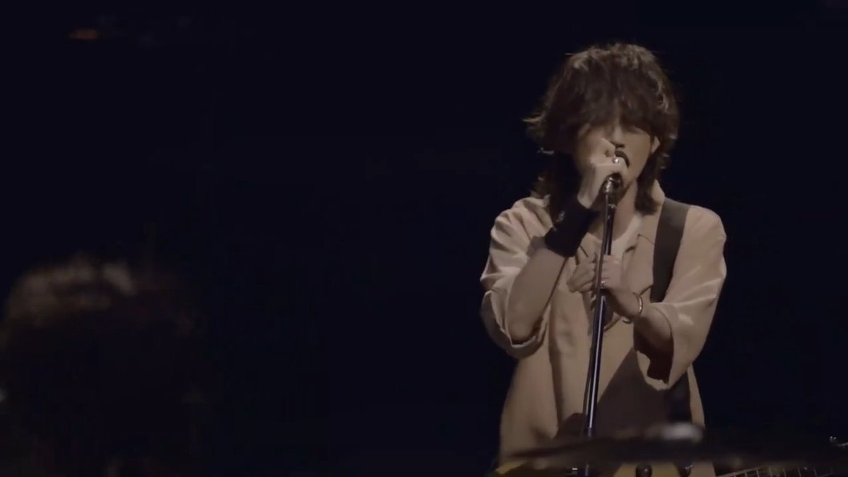2021年の本日はBUMP OF CHICKENによる無料オンラインライブ「Studio Live Silver Jubilee」が行われた日。YouTubeを通じて約17万人が同時視聴するという驚異的な記録を残した。前年9月から数ヶ月間ベースの直井由文が活動休止に入っていたこともあり、4人でライブパフォーマンスをしたのは約2年ぶり。
