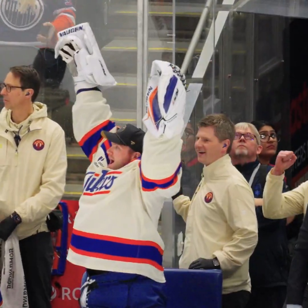 Picks cheered so hard he needed a lozenge 😂 Watch full episodes of #Oilers Mic'd Up on
