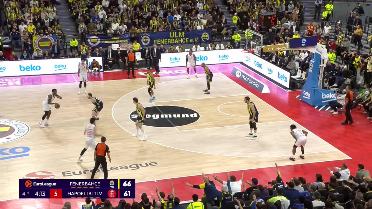 Hem savunmada hem hücumda 👀 Onuralp Bitim, MASADA! 👊 Fenerbahçe Beko | #EveryGameMatters