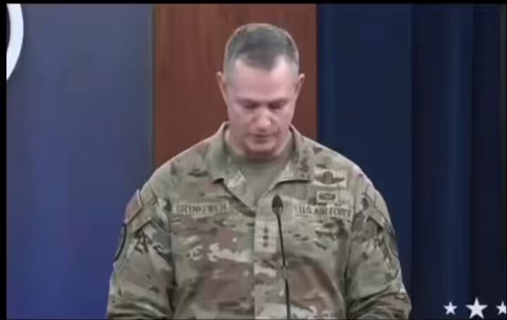 ال CIA : نوري المالكي يسعى لتنشيط تنظيم "داعش". كلما إقتربت نهاية مليشيا إيران في العراق بدأو في تنشيط الخلايا النائمة حتى يطول بقائهم في السلطة.‼️ لكن ترامب أقسم على أن يجتث جميع أذرع إيران.
