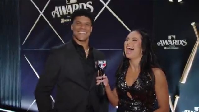 Who does Juan Soto think is best dressed at the All-MLB Awards Show? “I haven't seen many guys, I've just been seeing myself in the mirror so I will say [me].” 😂 Siera Santos | MGM Rewards
