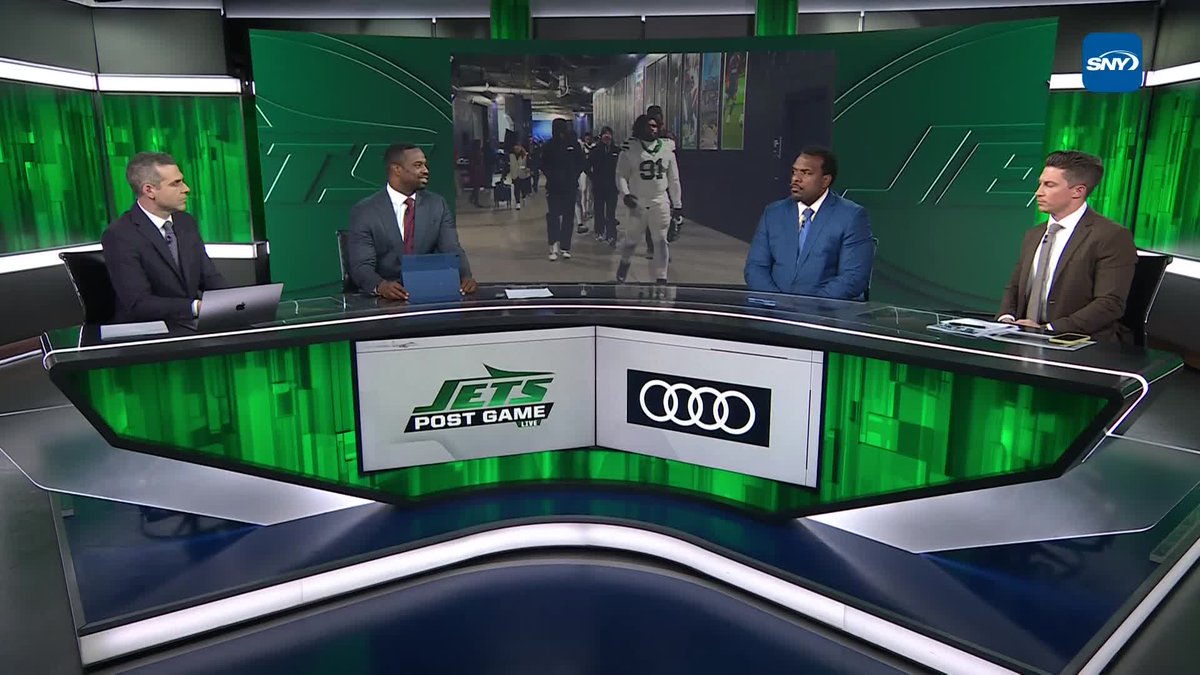 "Justin Fields is not an NFL quarterback." Willie Colon reacts to Justin Fields' struggles against the Patriots on Jets Post Game Live: ➡️ Audi USA