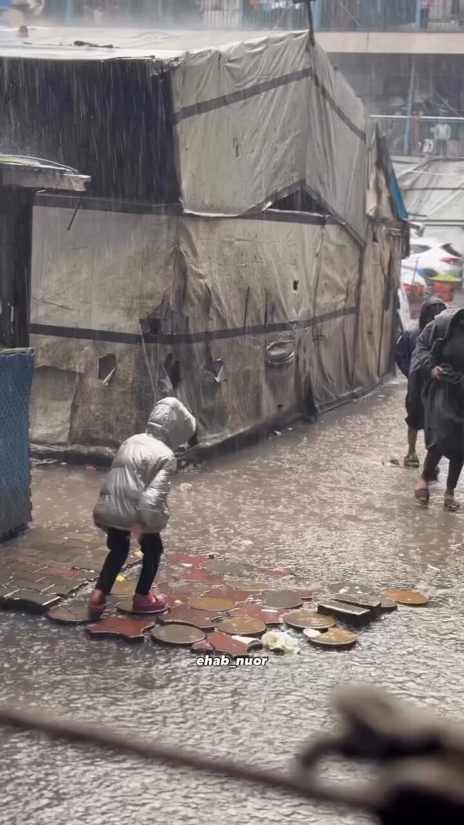 If you see this video, put a dot to break the algorithm. Gaza. 💔