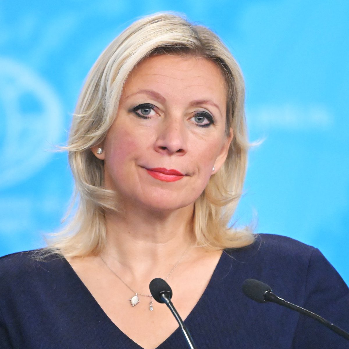 Moscú se opone al uso de la fuerza por parte de Estados Unidos contra Venezuela, expresó la portavoz del Ministerio de Relaciones Exteriores de Rusia. María Zajárova destacó que "la lucha contra las drogas no debe usarse como herramienta de presión contra Estados soberanos".