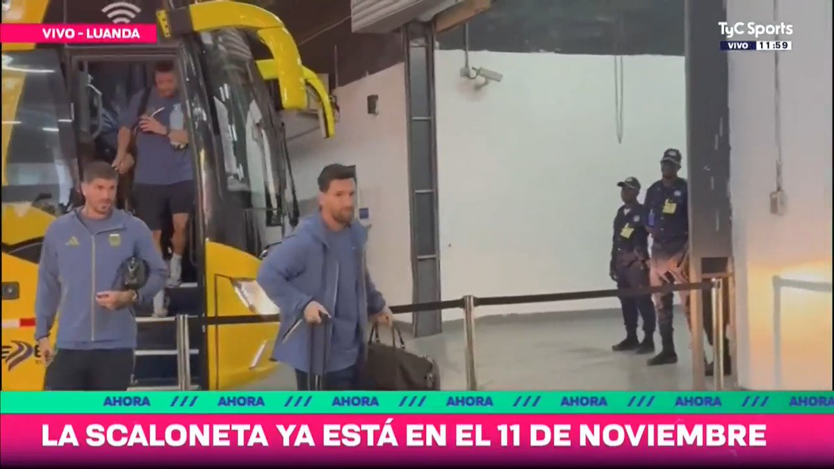 ¡LLEGÓ LA SELECCIÓN ARGENTINA AL ESTADIO! La Albiceleste ya está en el 11 de noviembre, donde se medirá con Angola. 🏟️