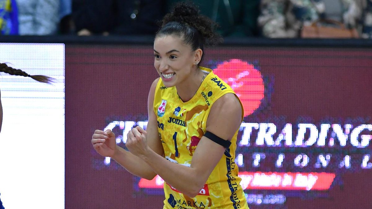 #LVFSerieA1 🇮🇹: 🔥 MISS EVERYTHING! Gabi 🇧🇷 powered Conegliano to their 10th win in 10 matches, delivering 15 points and leading the charge. Miss Everything shining once again. ✨🔥 📺 Follow the action on VBTV: 🏐 #Volleyball #Volei #Pallavolo