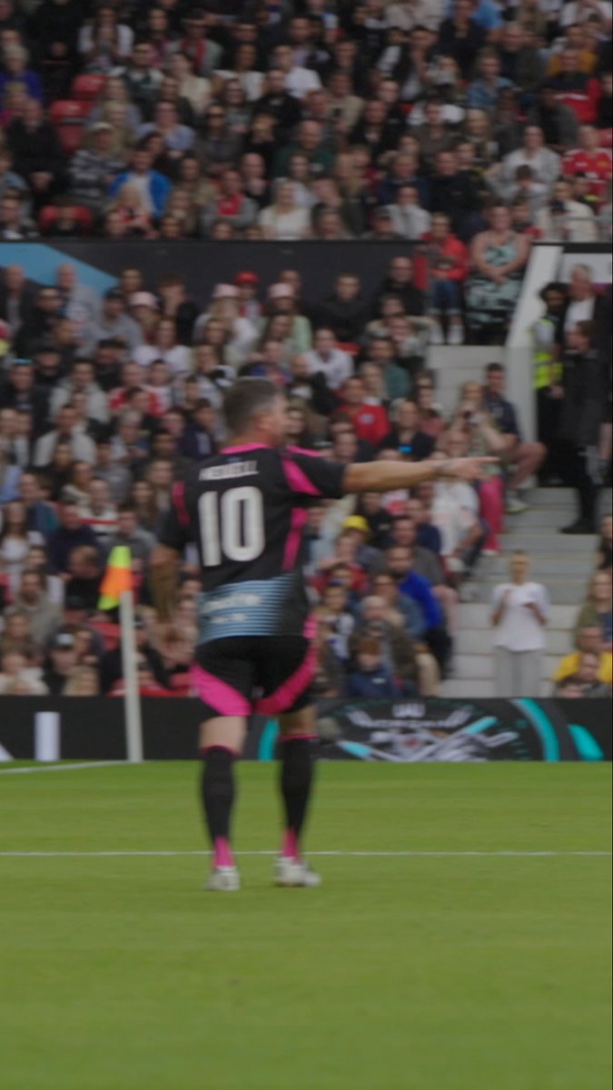 You didn't ask for it, but you definitely want it 😏 Every Louis Tomlinson touch at Soccer Aid for UNICEF 💙
