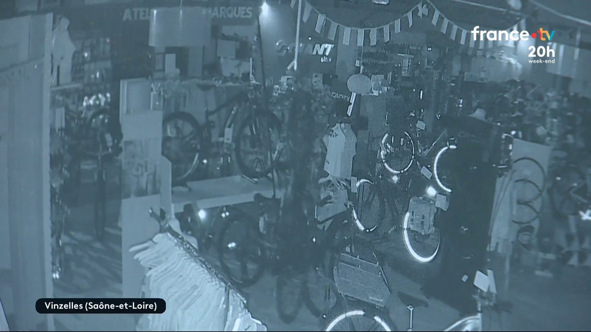 Lundi 10 novembre, la police a interpellé cinq individus, soupçonnés d'une douzaine de vols de vélos haut de gamme partout en France. #20H