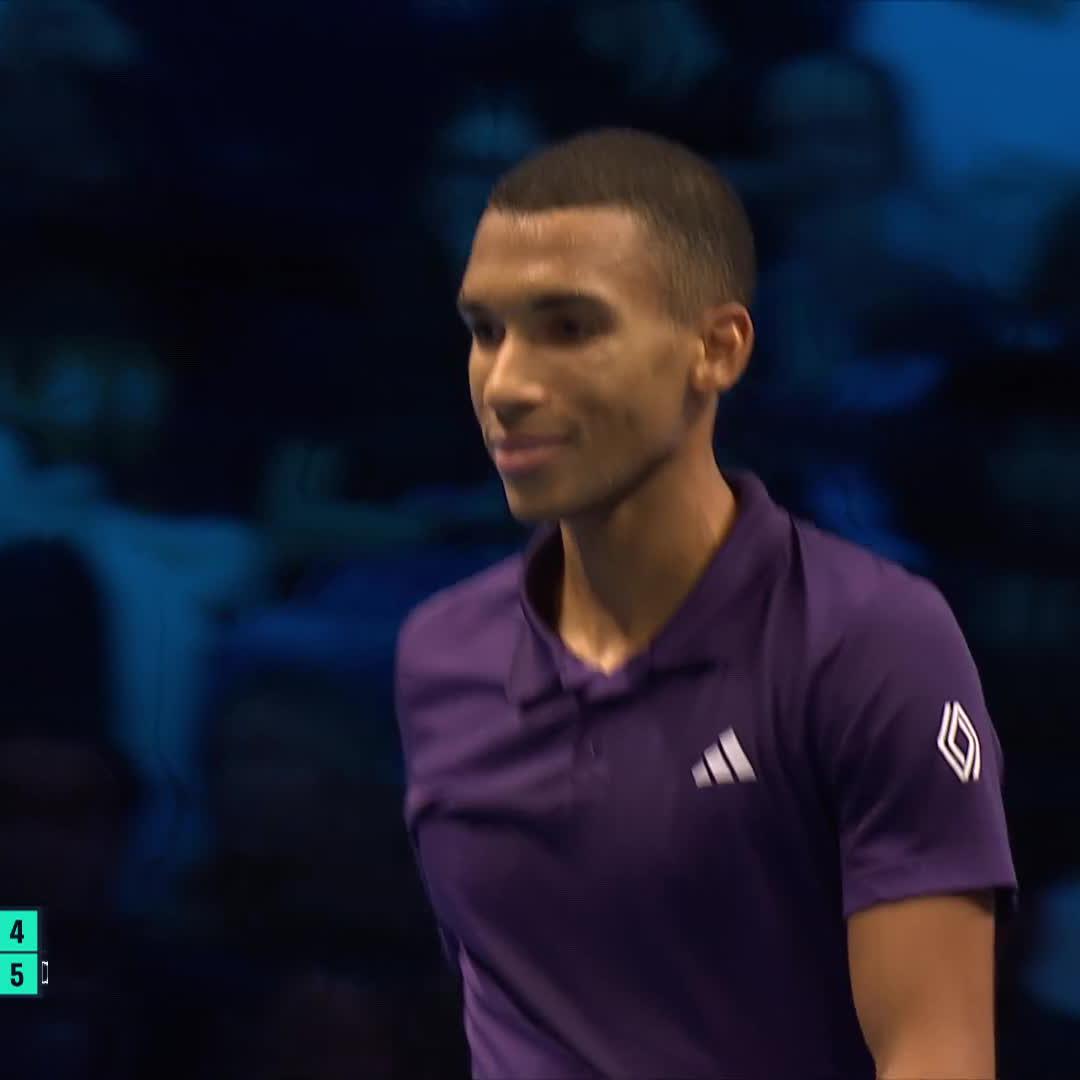 Finding the perfect angle at the crunch 😳 Félix AugerAliassime seals the first set 6-4 with a stunning forehand winner!