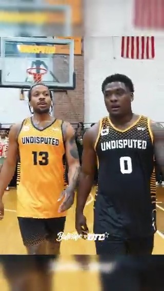 Nasir Core put on a show against Isaiah Briscoe ๐๐ Is he #1 in the 1v1 scene right now?? ๐ค