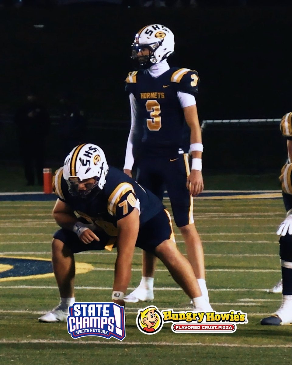 MR. FOOTBALL CANDIDATE TOMMY CARR ANSWERS RIGHT BACK! 🔥Carr connects with Carson Cherry to even the score — 7–7 between Saline and Cass Tech in this Division 1 Regional Final showdown. Delivered by Hungry Howie's 🍕