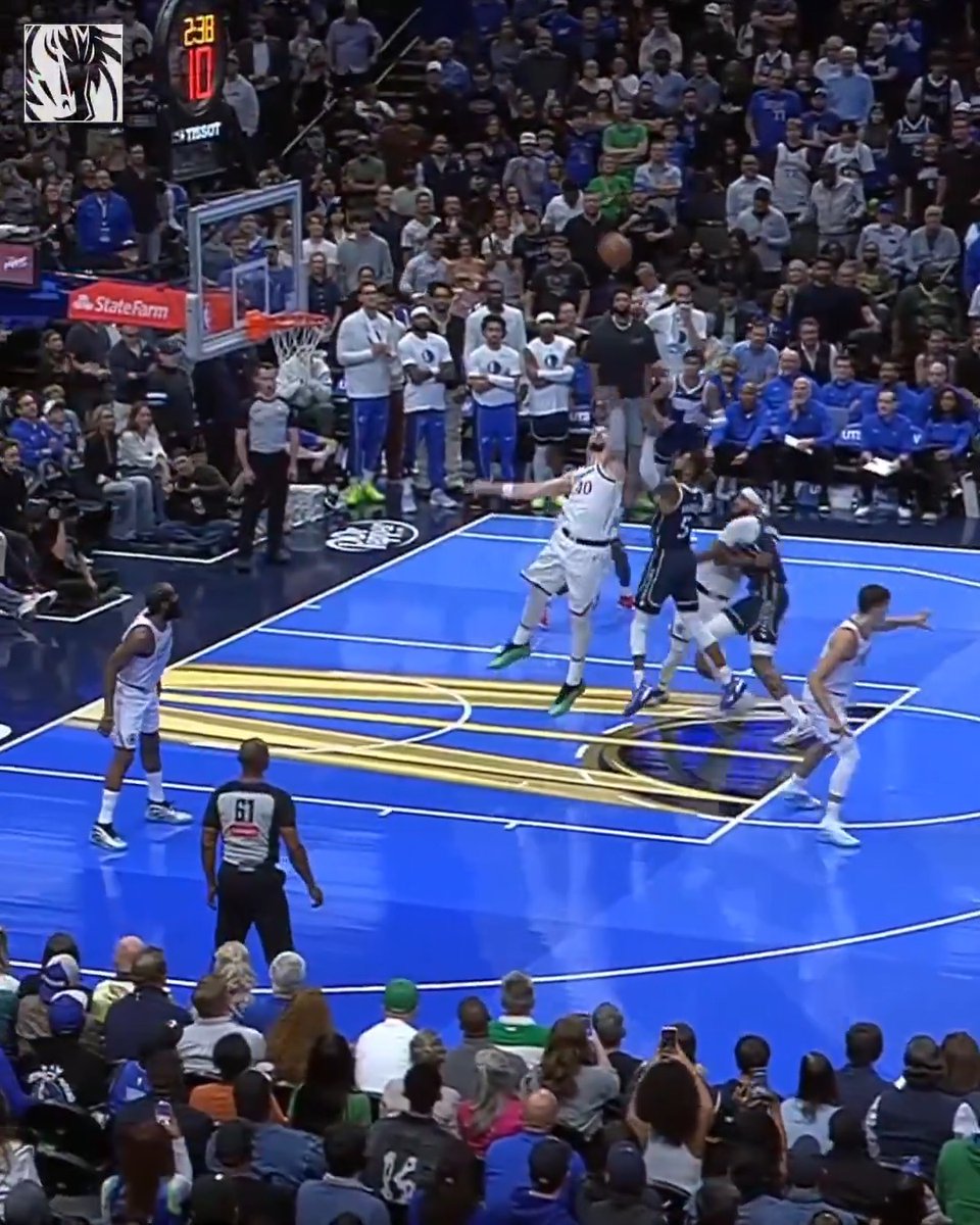 D Lo doin' work 🥶