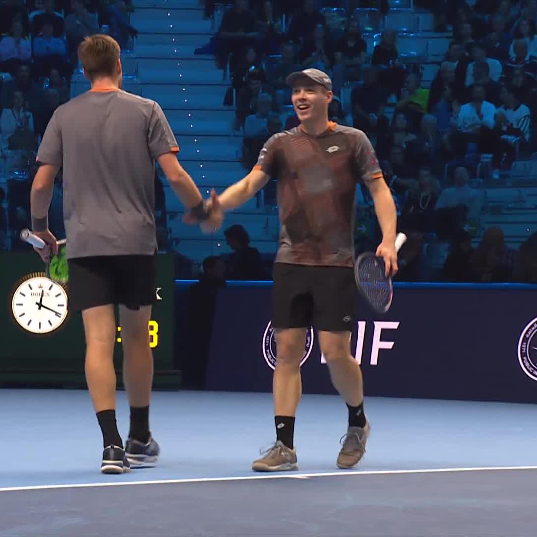 The fastest hands in Turin on display by both teams 💨👏 #NittoATPFinals