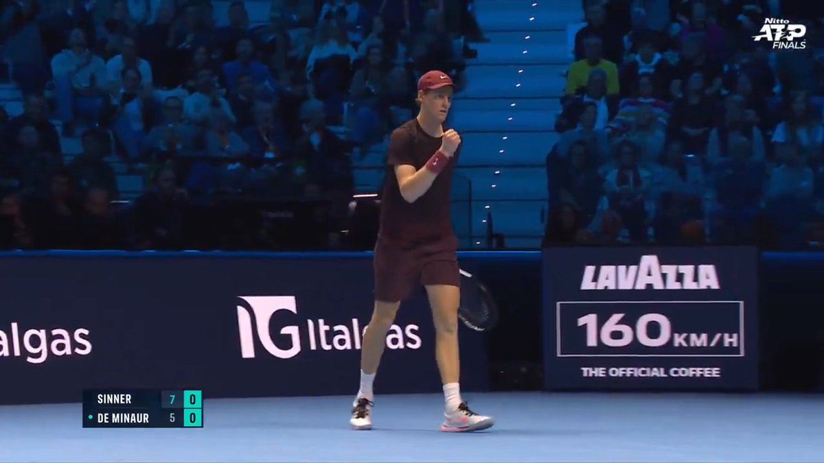 Jannik from DOWNTOWN TORINO!!! Jannik Sinner | #NittoATPFinals