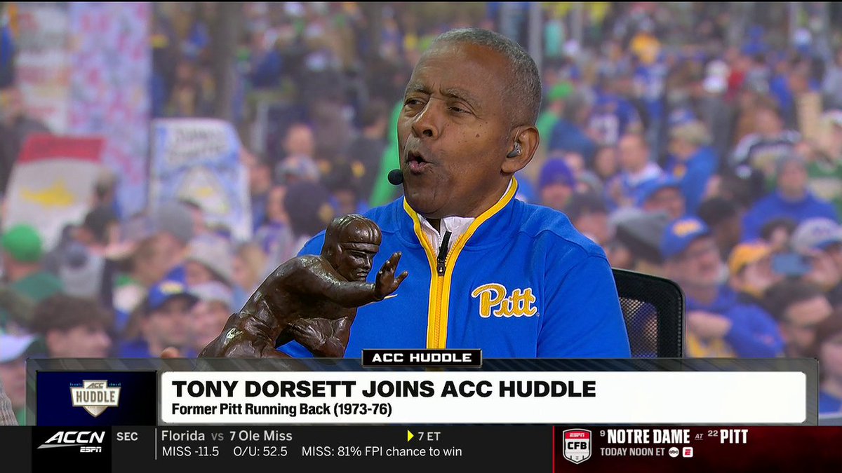 Pitt legend Tony Dorsett is back in the Steel City with his son and grandson 🥺 Pitt Football