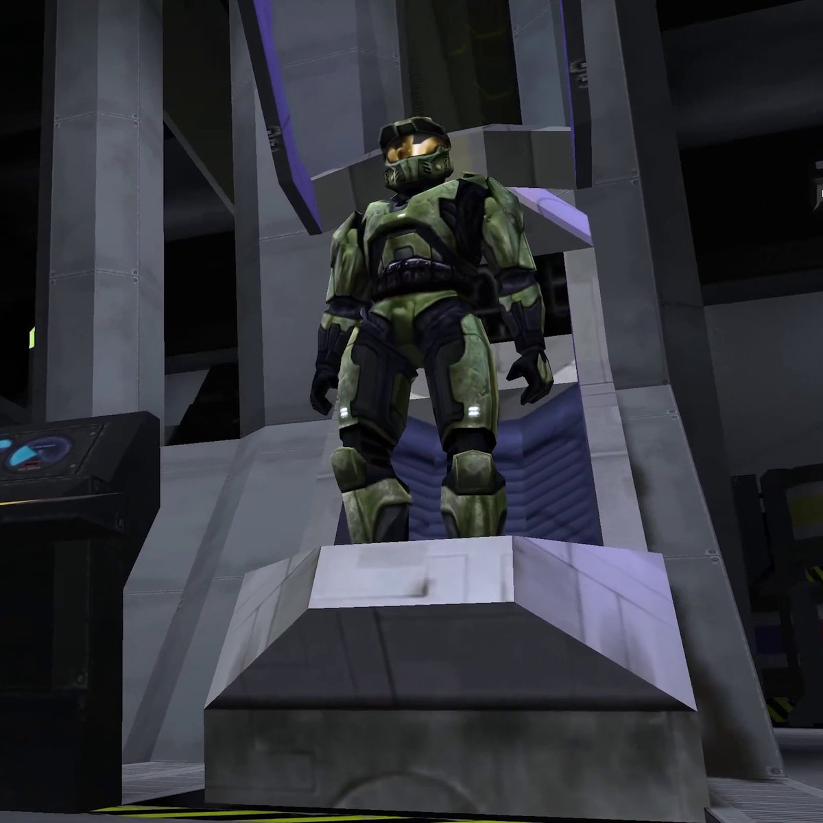 Cheers to the one that started it all 🥂 Happy birthday, Halo: Combat Evolved 💚