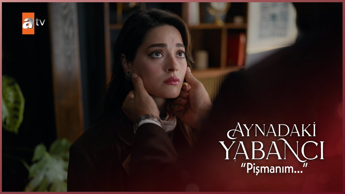 Emirhan, Defne’yi köşeye sıkıştırıyor… Defne boyun eğiyor gibi görünse de, kendi planını saklıyor!🔥#AynadakiYabancı atv