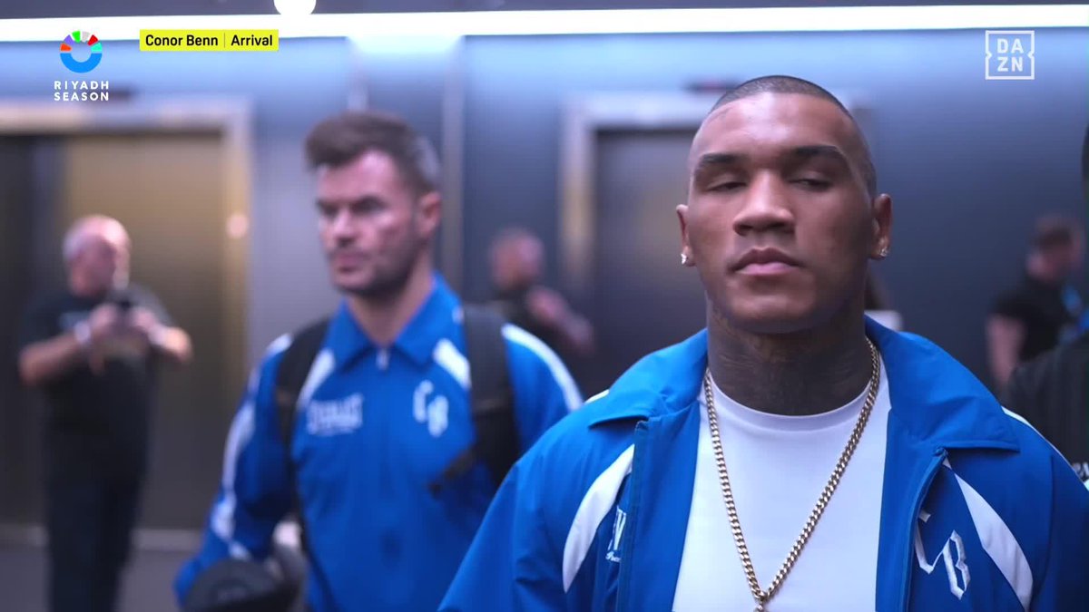 La llegada de Eubank Jr... plagada de abucheos 🔊 Y Benn II, con una sonrisa de oreja a oreja 😄 Disfruta de su espectacular combate, DESDE YA EN DAZN 🔗 #eubankbenn2