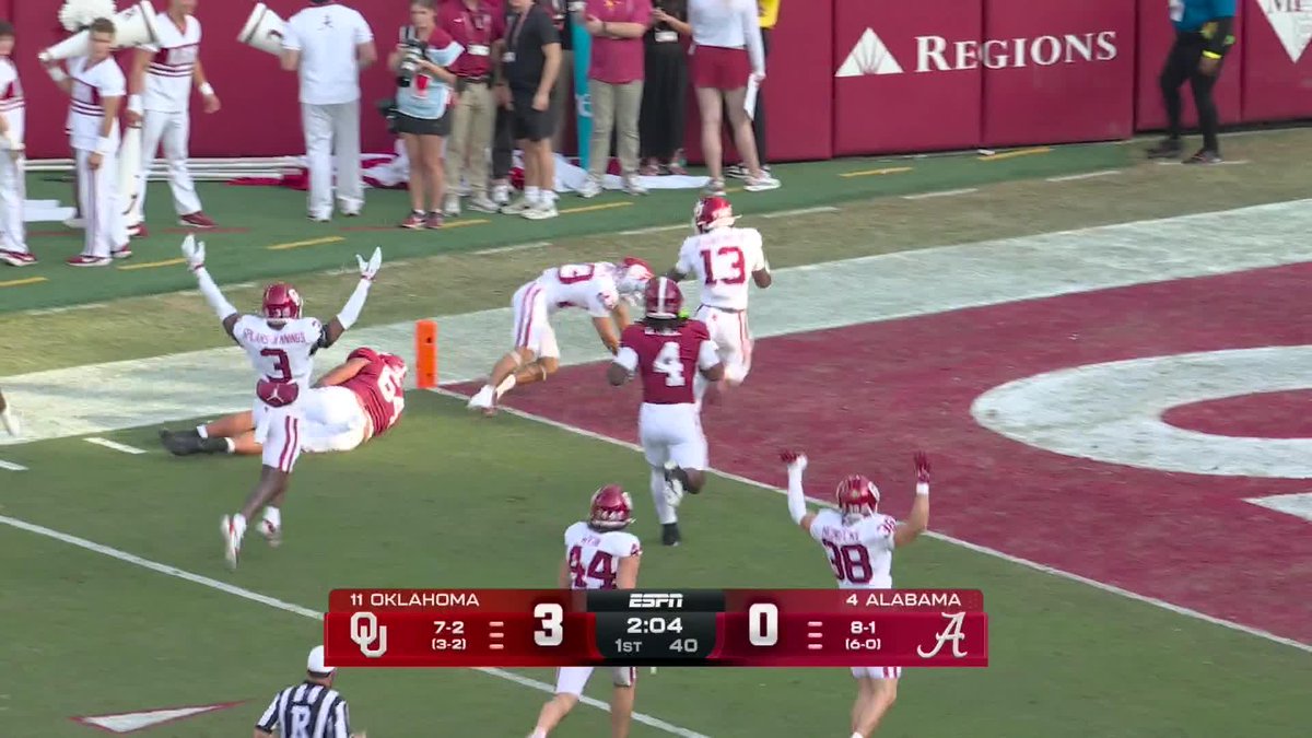 87-YARD PICK SIX FOR THE SOONERS‼️