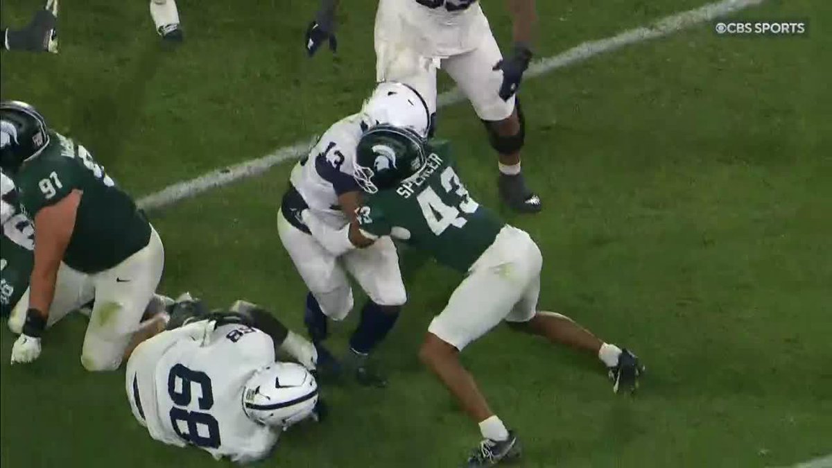 Better bring more than an arm tackle to get Kaytron Allen down 😤 Penn State Football