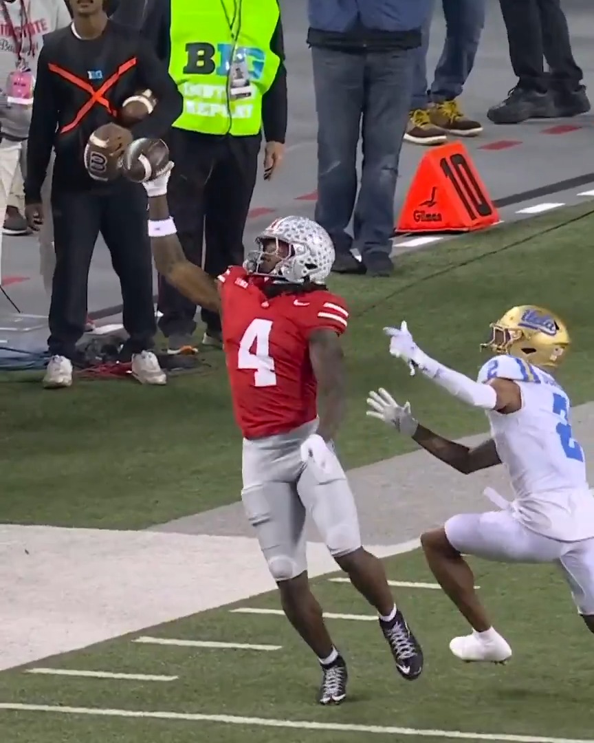 Jeremiah Smith is 19 years old. Unreal.🤯🤯