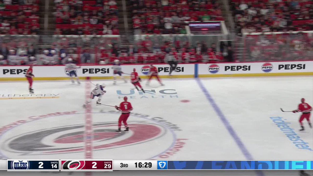 FREDDIE ROBS LEON BLIND WITH A BIG PADDLE SAVE 🚫