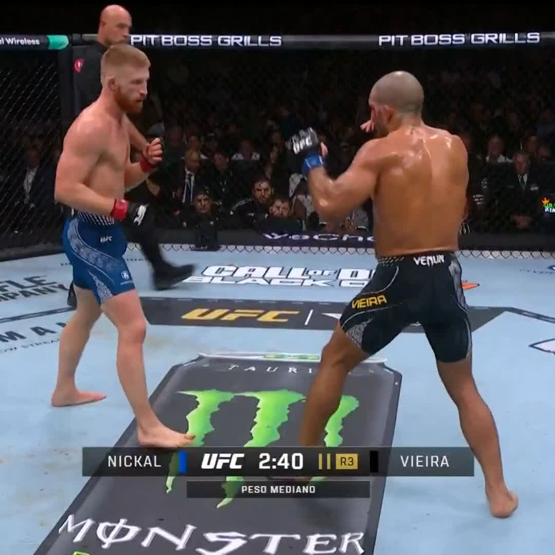 Puuum ‼️ Le apagan las luces 🫨 #VeChain #UFC322