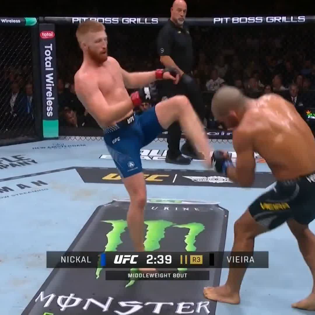 STATEMENT MADE 😮‍💨 Bo Nickal with a HUGE head kick KO in round 3! #VeChain #UFC322