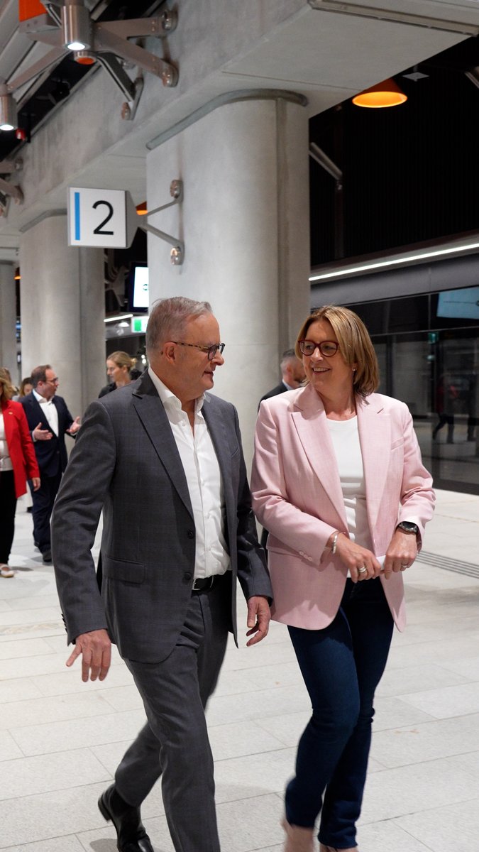 Proud to partner with Anthony Albanese and the Federal Labor Government to deliver the Suburban Rail Loop.