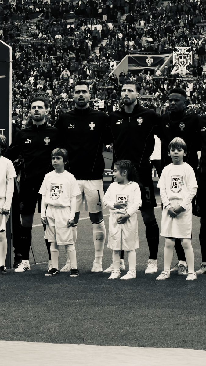 Contra os canhões marchar. 𝗠𝗔𝗥𝗖𝗛𝗔𝗥! 🗣️ #FazHistória | #WCQ