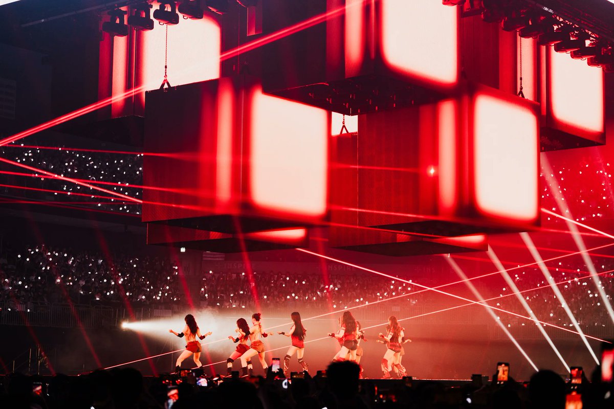 🇺🇸 #TWICE ‘THIS IS FOR World Tour’ in North America is expected to broke the Record of the Most Attended tour by a Female Group in the US this Century! Also can broke the Record by any K-Pop Group Ever.